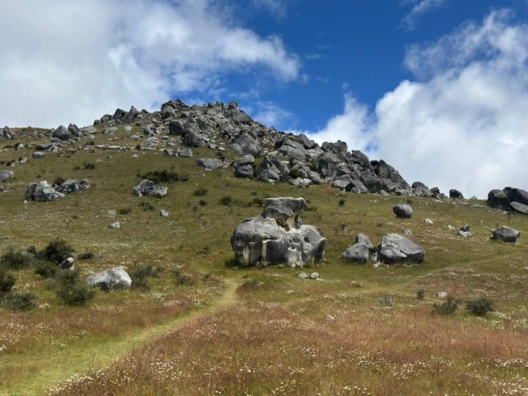 Walking up to Castle Hill